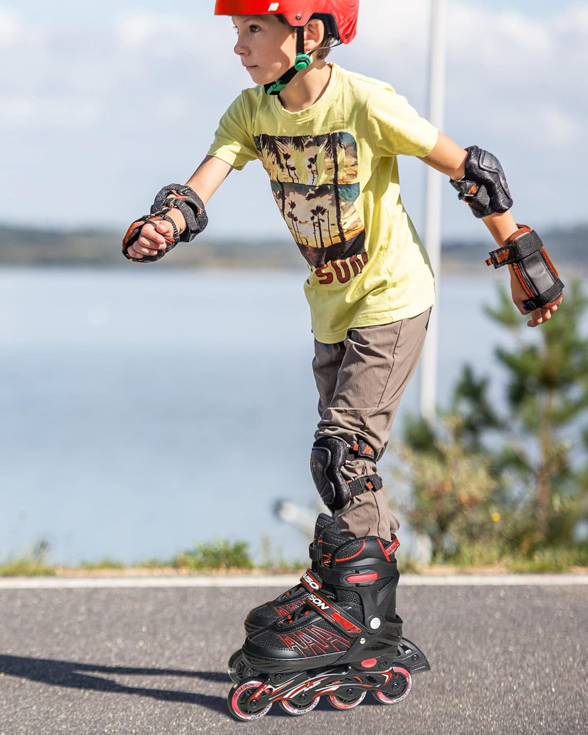 Adjustable Inline Skates for Kids and Adults, Roller Skates with Featuring All Illuminating Wheels, for Girls and Boys, Men and Ladies Red (Size L/XL)